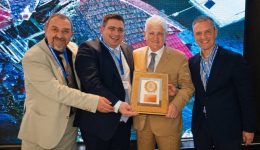 oloklirothike-me-epitichia-to-sinedrio-1