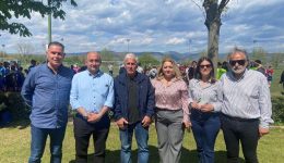oloklirothike-panellinio-tournoua-&Alpha;kadimion-podosferou