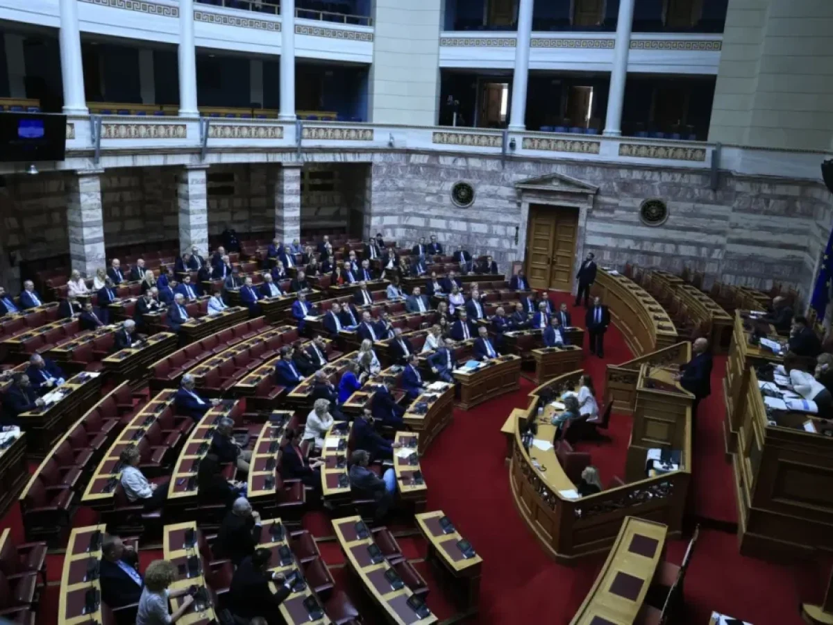 &Omicron;&Pi;&Epsilon;&Kappa;&Epsilon;&Pi;&Epsilon;: Ά&rho;&sigma;&eta; &alpha;&sigma;&upsilon;&lambda;ί&alpha;&sigmaf; &kappa;&alpha;&iota; &gamma;&iota;&alpha; &tau;&omicron;&upsilon;&sigmaf; 13 &beta;&omicron;&upsilon;&lambda;&epsilon;&upsilon;&tau;έ&sigmaf; &pi;&omicron;&upsilon; &pi;&epsilon;&rho;&iota;&lambda;&alpha;&mu;&beta;ά&nu;&omicron;&nu;&tau;&alpha;&iota; &sigma;&tau;&iota;&sigmaf; &delta;&iota;&kappa;&omicron;&gamma;&rho;&alpha;&phi;ί&epsilon;&sigmaf;