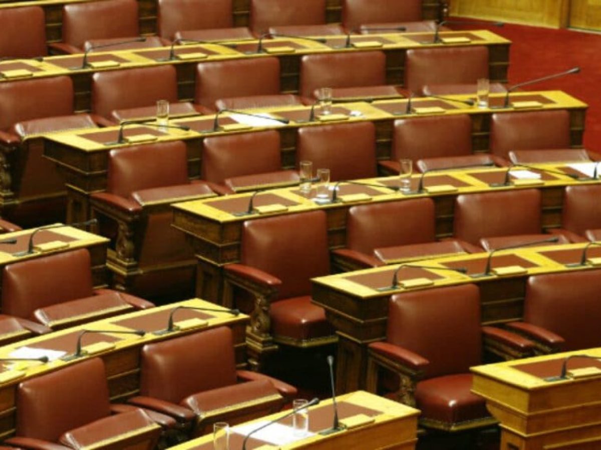 ΟΠΕΚΕΠΕ: Άρση της βουλευτικής τους ασυλίας ζητούν Σκρέκας, Τσιάρας – λένε ότι δεν εμπλέκονται σε αδικήματα