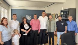 orkomosia-pente-monimon-ipallilon-ston