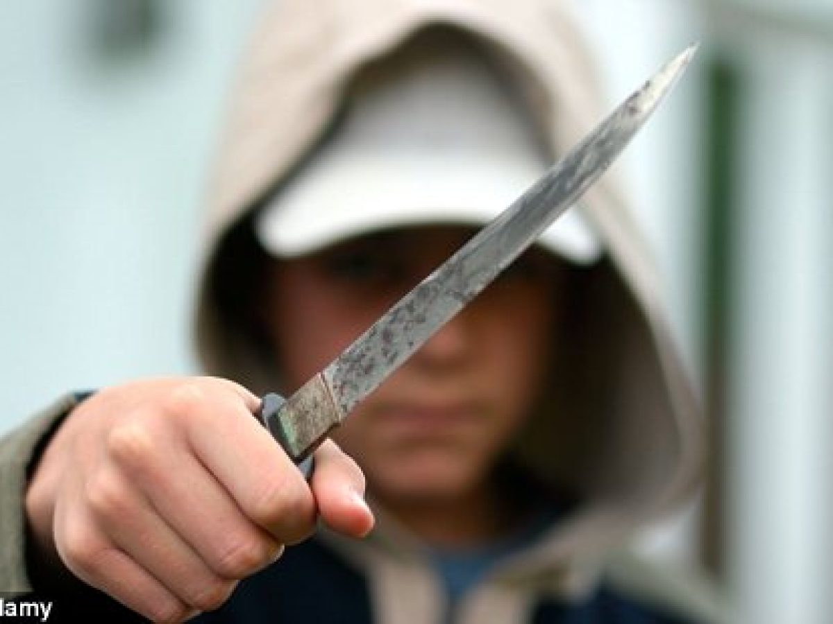 Όταν ο έφηβος ξεφεύγει: παραβατικότητα ή ένα μήνυμα που δεν ακούστηκε;-Γράφει ο Ψυχολόγος-Οικογενειακός Σύμβουλος Γιάννης Ξηντάρας