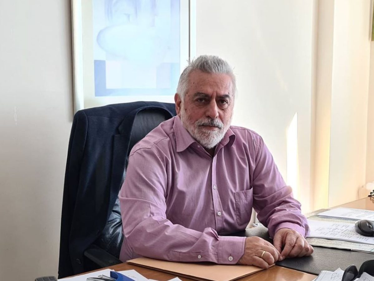 Π. Παπαδόπουλος: Ο υπουργός που διέλυσε τη Δημόσια Υγεία “δώρισε” απινιδωτές -μέσω ιδιωτών- στο νοσοκομείο Μεσολογγίου!