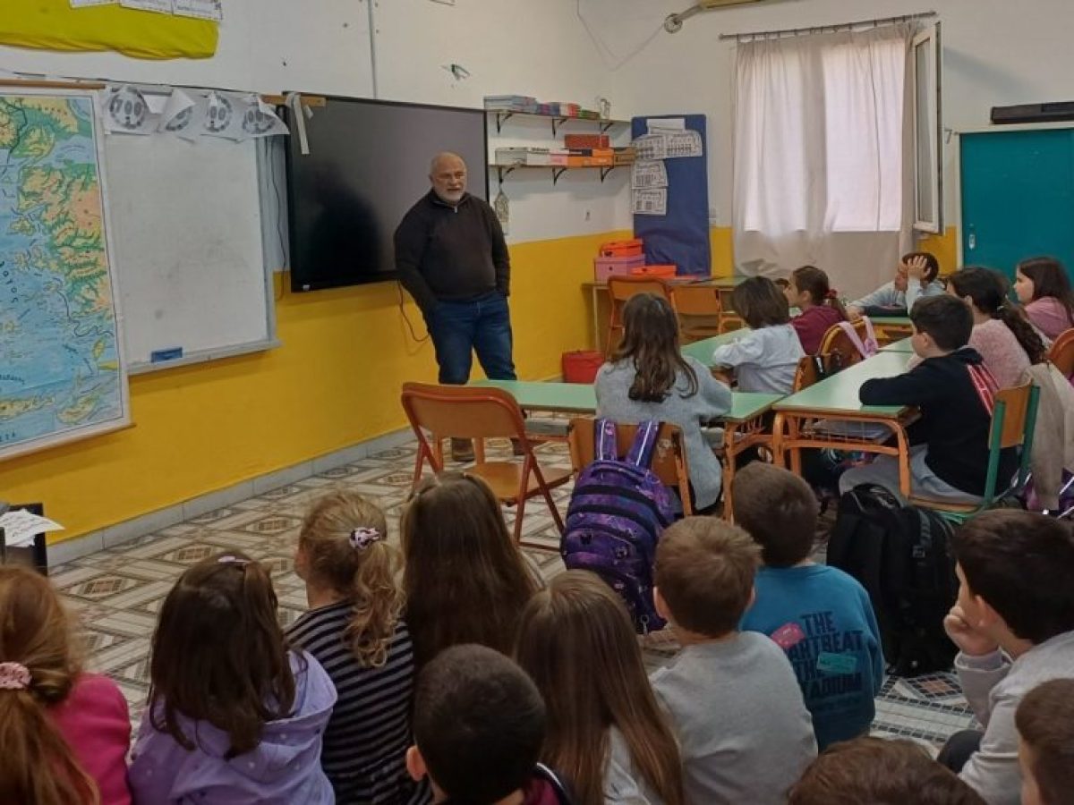 Παγκόσμια Ημέρα Αδέσποτων Ζώων:Ενημέρωση των μαθητών του Κοντοπουλίου