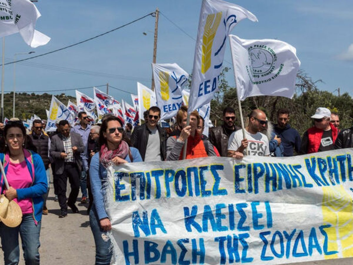 Παγκρήτια κινητοποίηση στη Βάση της Σούδας