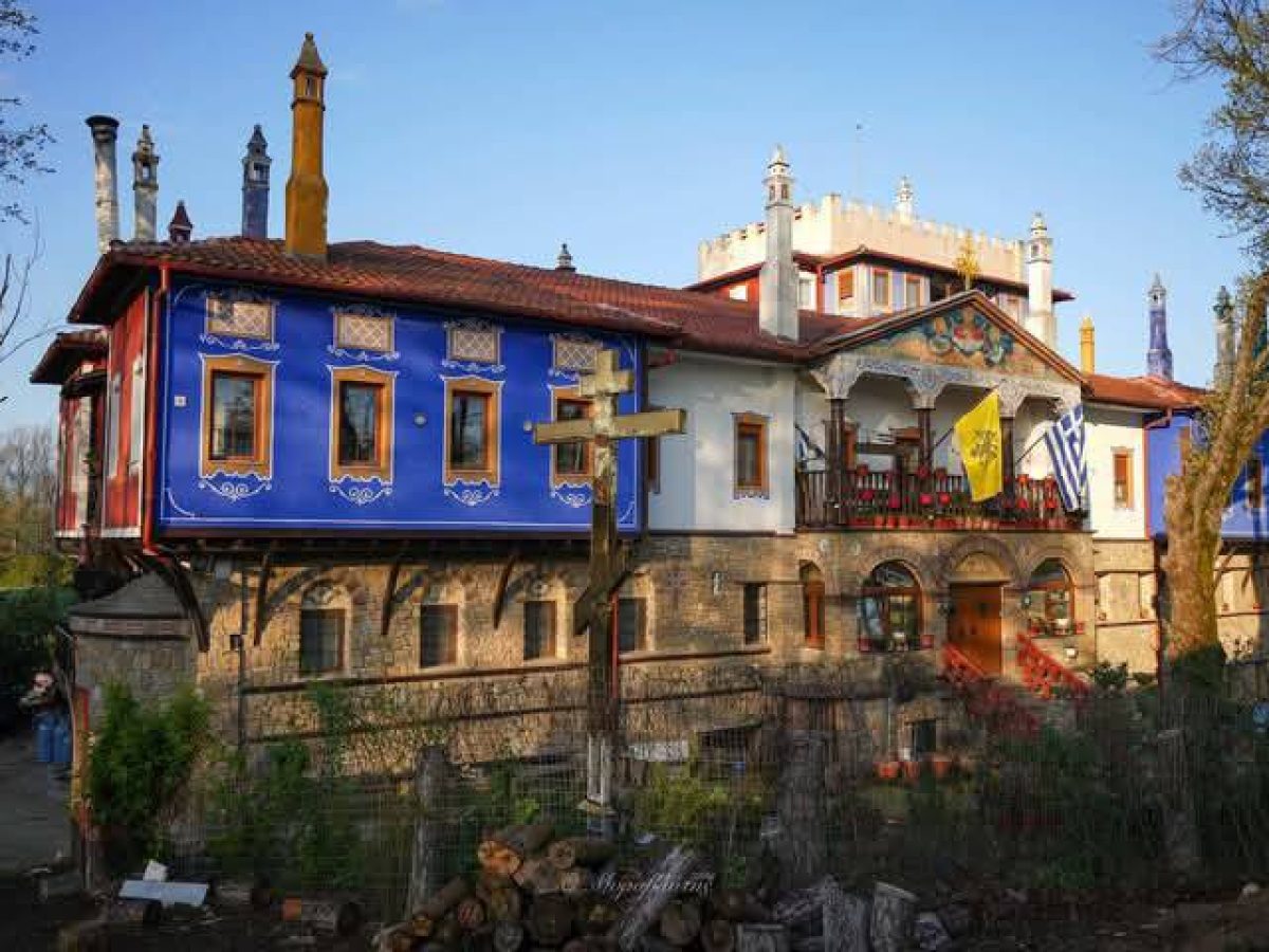 Παλαιοχώρι Χαλκιδικής: Πανηγυρίζει η Ζωοδόχος Πηγή. Η «Χαρά των Θλιβομένων» στο επίκεντρο της πίστης