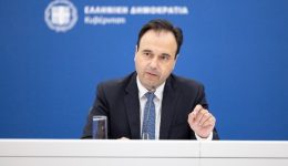papastergiou-dimiourgoume-mia-sigchroni-ke