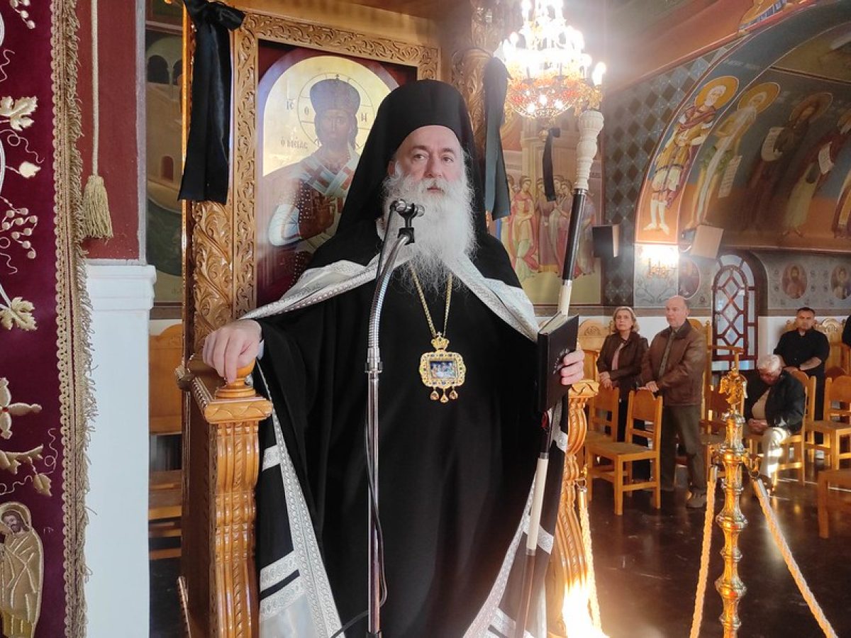 Παρακολουθήστε σε ζωντανή μετάδοση την Ιερά Ακολουθία των Παθών από τον Ιερό Ναό Αγίου Νικολάου Κορίνθου