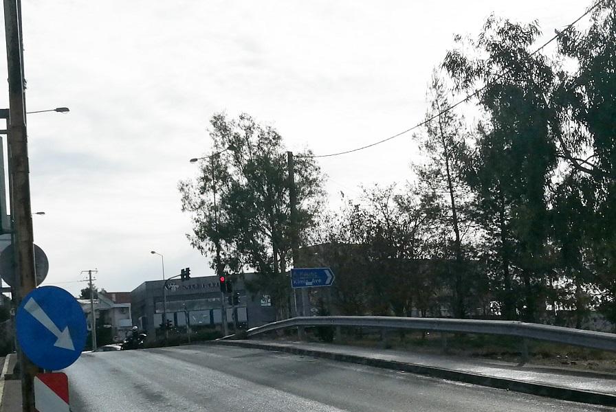 paremvasi-stavrou-zapanti-gia-ta-1