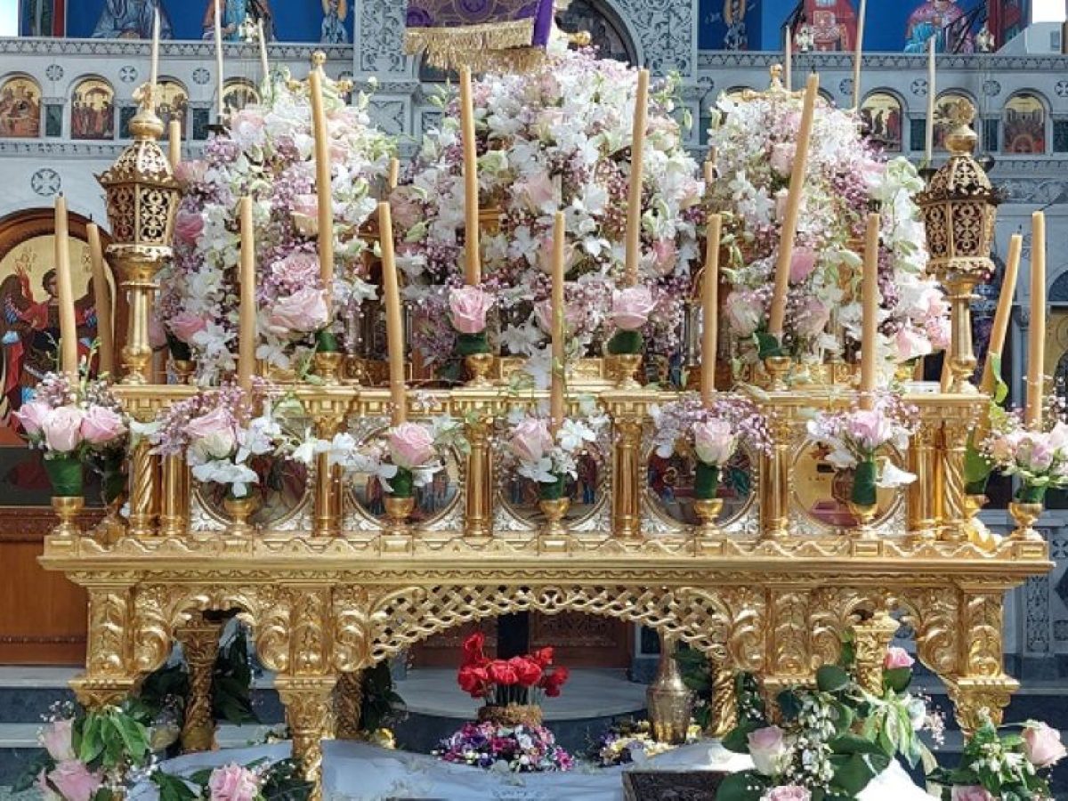 Πάρος: Οι ανθοστόλιστοι, περίτεχνα κοσμημένοι Επιτάφιοι από ολόκληρο το νησί (video)