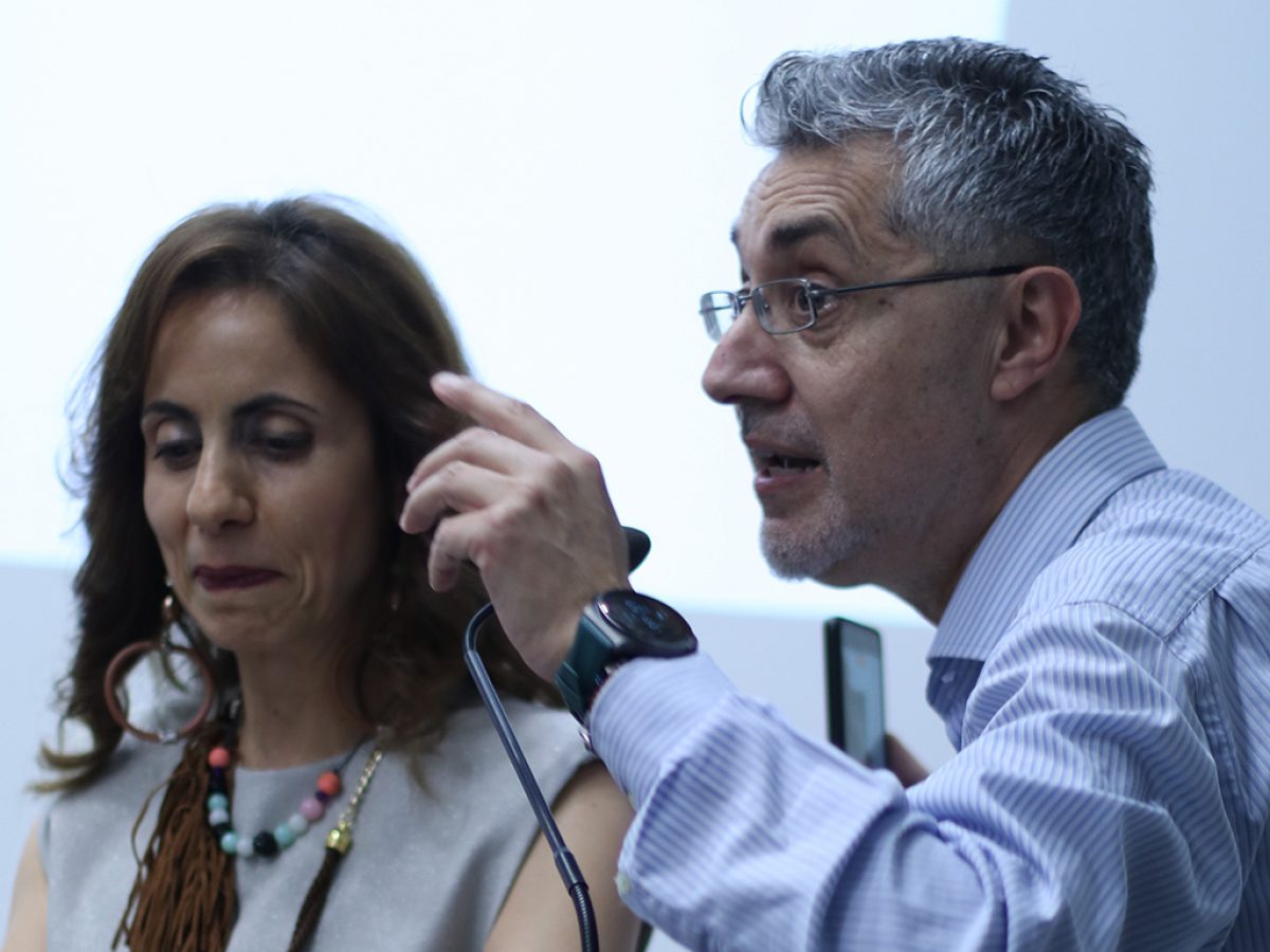 Παρουσίαση γυναικείας κομψότητας, σε μικρές ιστορίες δημιουργίας