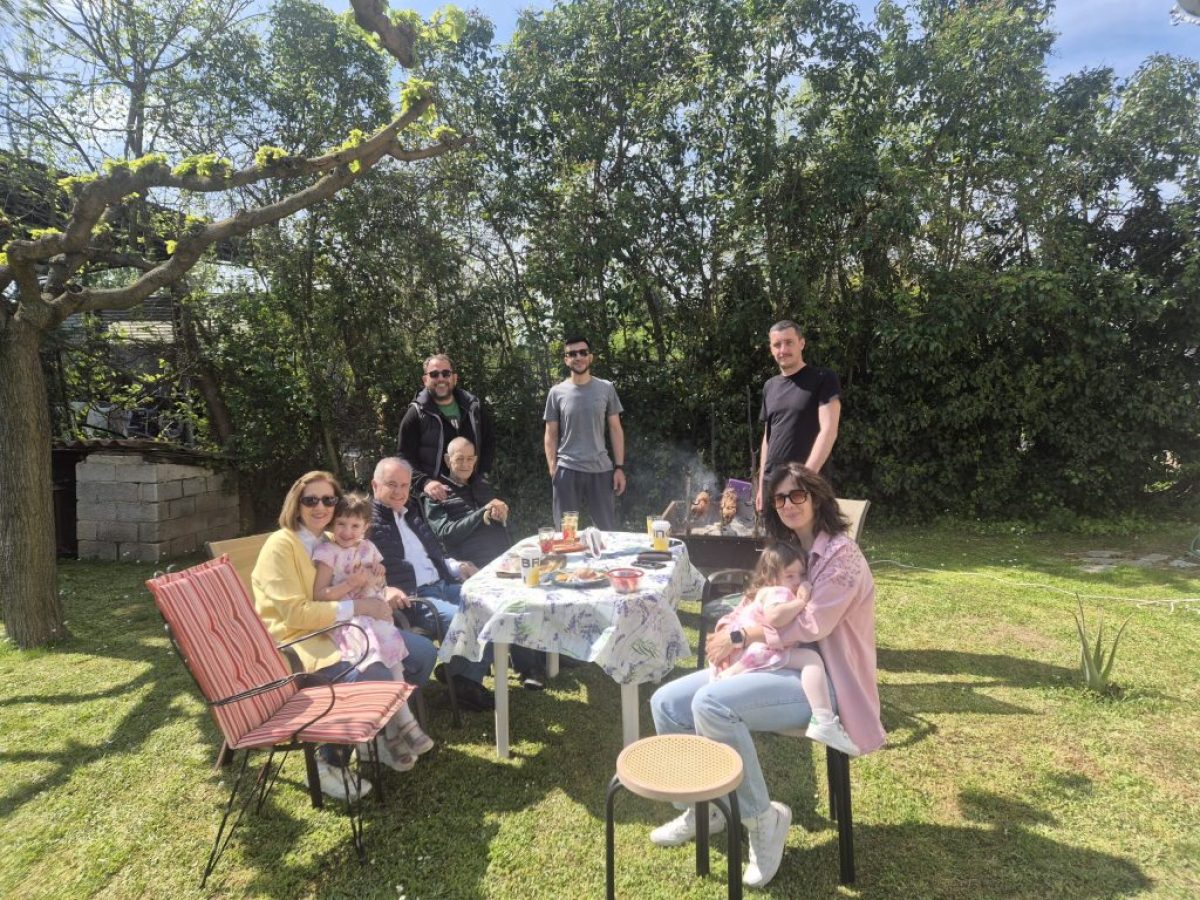 Πάσχα με παράδοση και οικογενειακή θαλπωρή για τον Δήμαρχο Τεμπών Γιώργο Μανώλη