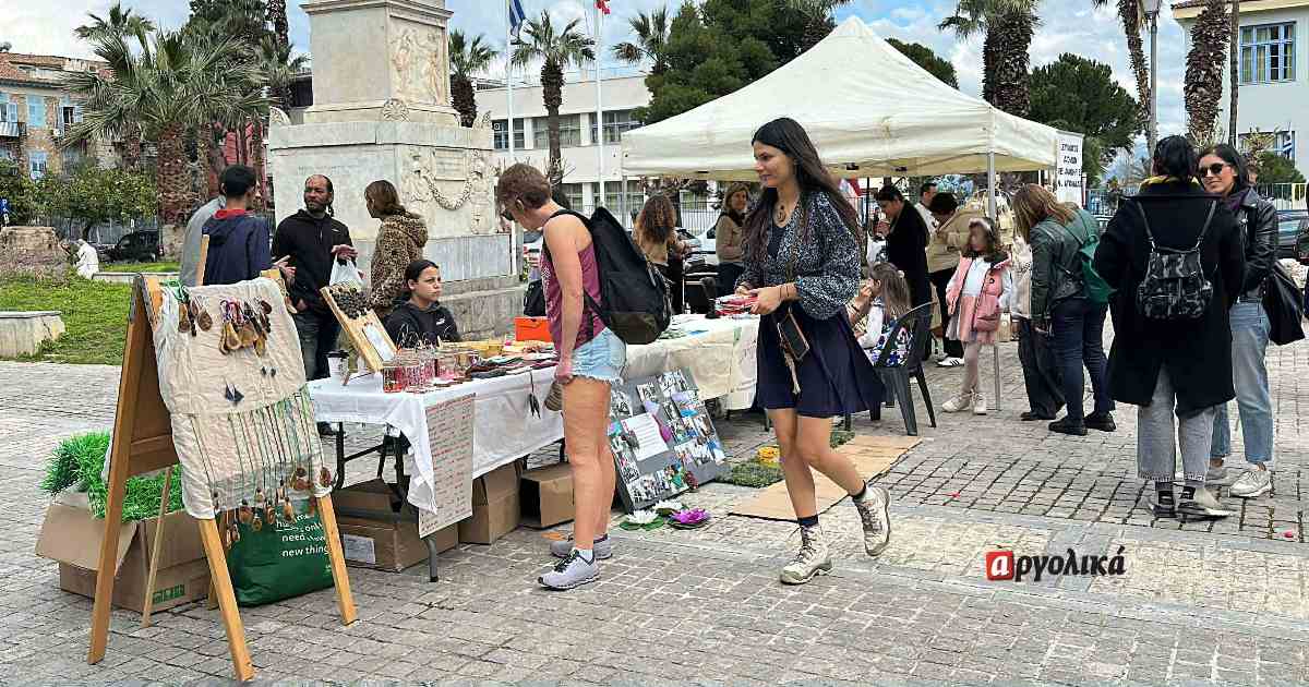 paschalino-bazaar-sto-nafplio-me-1