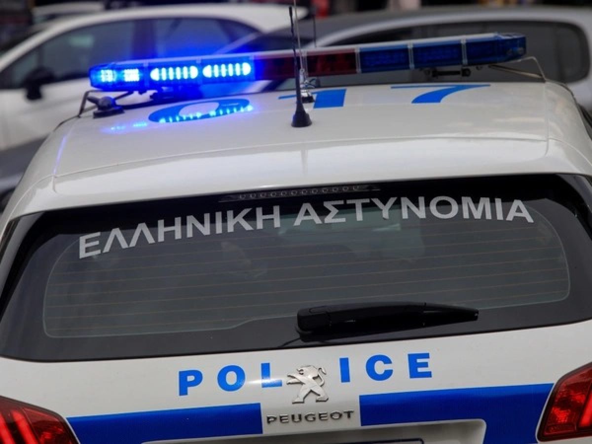 &Pi;ά&tau;&rho;&alpha;: &Alpha;&nu;&alpha;&zeta;&eta;&tau;&omicron;ύ&nu;&tau;&alpha;&iota; &tau;&rho;&epsilon;&iota;&sigmaf; &gamma;&iota;&alpha; &alpha;&pi;ό&pi;&epsilon;&iota;&rho;&alpha; &alpha;&nu;&theta;&rho;&omega;&pi;&omicron;&kappa;&tau;&omicron;&nu;ί&alpha;&sigmaf;