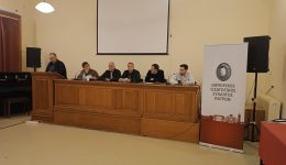 patra-pragmatopiithike-i-etisia-geniki