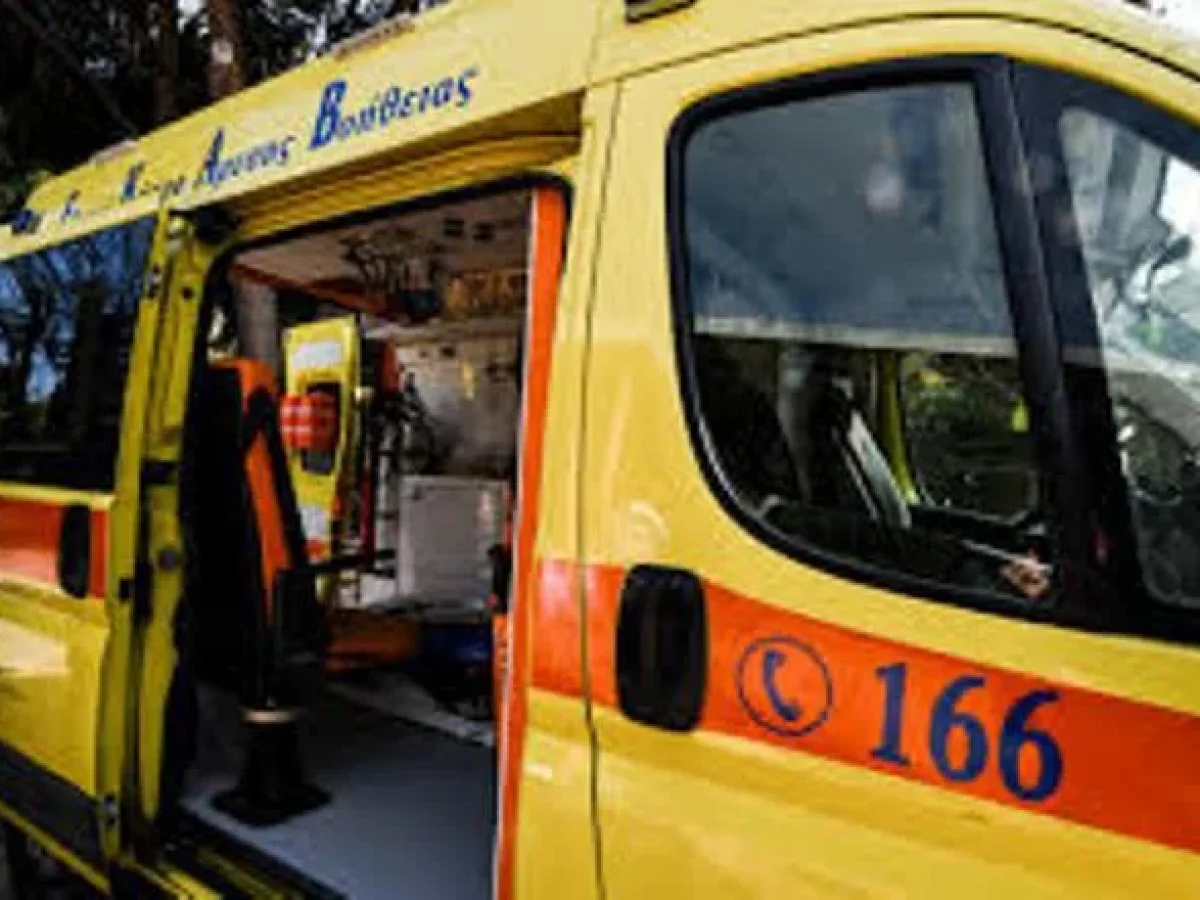 Πάτρα: Τροχαίο με ανατροπή τζιπ – Εγκλωβίστηκε οικογένεια με δύο μικρά παιδιά