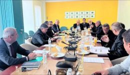 ped-ditikis-ellados-zita-aposirsi-1