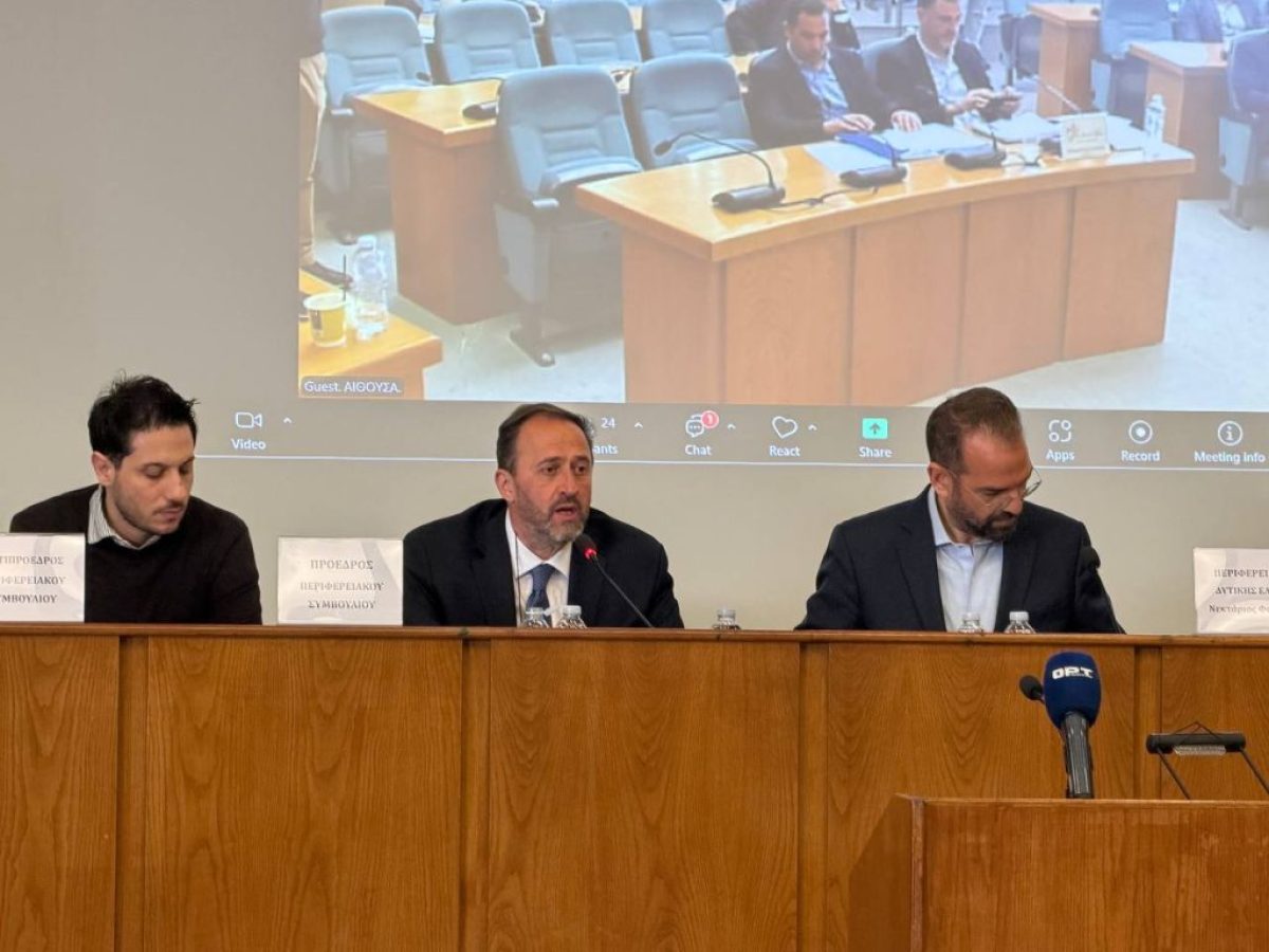 Περιφέρεια Δ.Ελλάδας: Τι σχεδιάζει για τις σχολές στην Ηλεία-Τι είπε ο Φαρμάκης από Πύργο