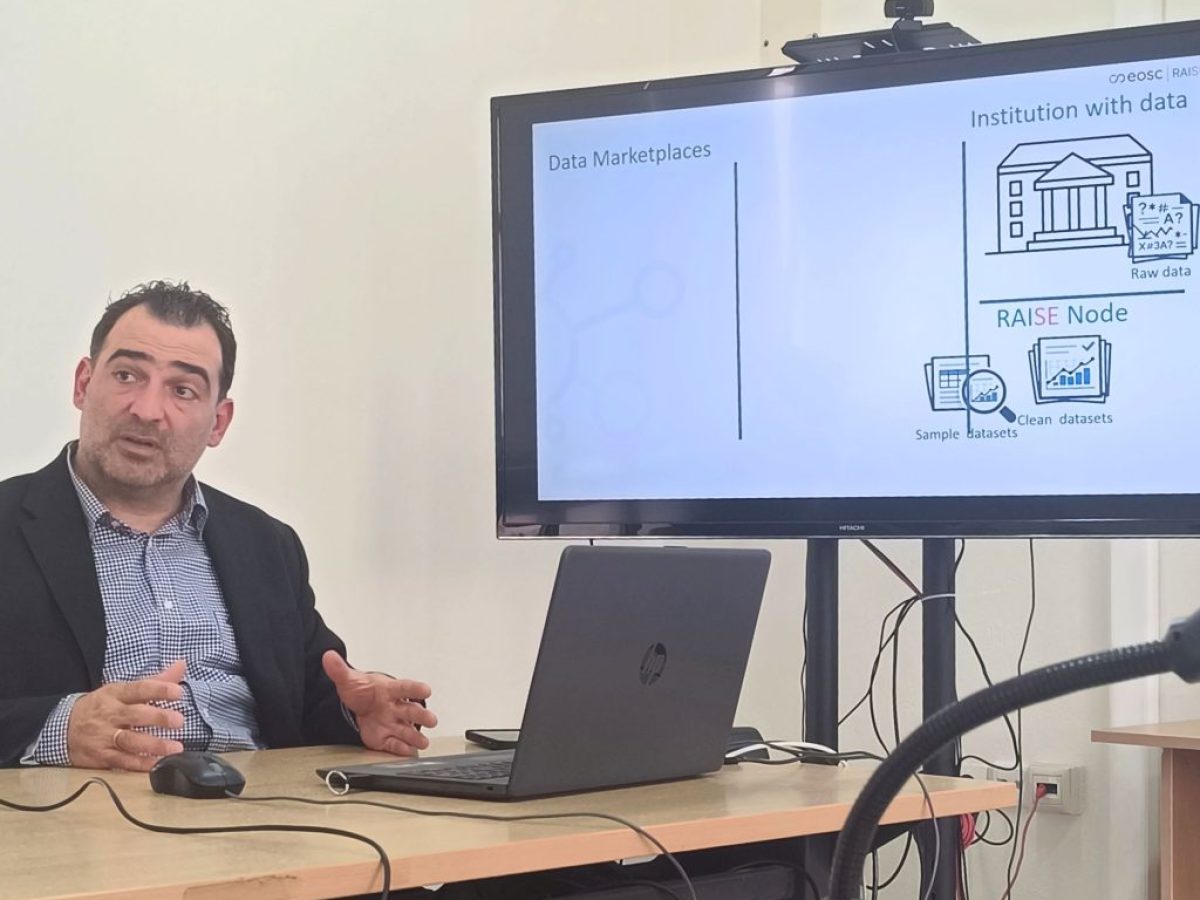 &Pi;&epsilon;&rho;&iota;&phi;έ&rho;&epsilon;&iota;&alpha; &Delta;&upsilon;&tau;&iota;&kappa;ή&sigmaf; &Mu;&alpha;&kappa;&epsilon;&delta;&omicron;&nu;ί&alpha;&sigmaf;: &laquo;&Alpha;&nu;&omicron;&iota;&chi;&tau;ά &delta;&epsilon;&delta;&omicron;&mu;έ&nu;&alpha;&raquo; &ndash; &Sigma;&upsilon;&nu;ά&nu;&tau;&eta;&sigma;&eta; &delta;&iota;&epsilon;&rho;&epsilon;ύ&nu;&eta;&sigma;&eta;&sigmaf; &sigma;&upsilon;&nu;&epsilon;&rho;&gamma;&alpha;&sigma;ί&alpha;&sigmaf; &gamma;&iota;&alpha; &tau;&eta;&nu; &tau;&epsilon;&chi;&nu;&omicron;&lambda;&omicron;&gamma;ί&alpha; RAISE