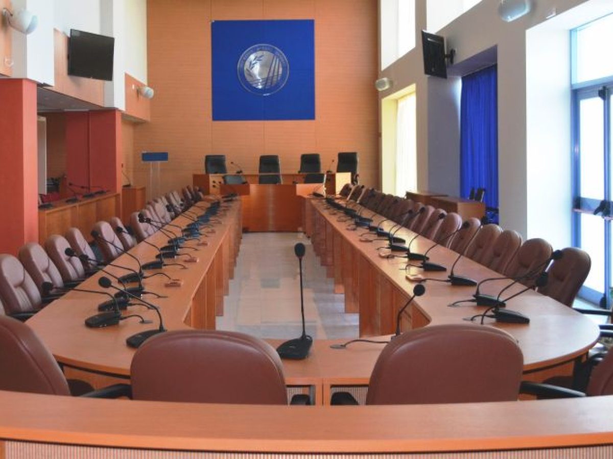 Περιφερειακό Συμβούλιο Δυτικής Ελλάδας: Ερώτηση για το ψηφιακό αρχείο των συνεδριάσεων