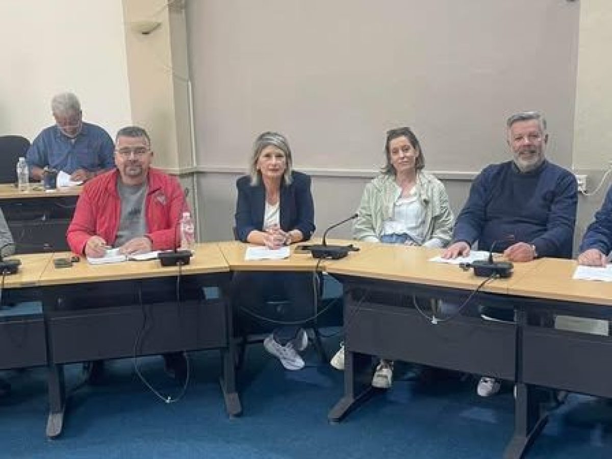 «Πυρά» της Αντιπολίτευσης κατά της Δημοτικής Αρχής Δομοκού: Καταγγελίες για Θεσμική Απαξίωση και Μεθοδεύσεις