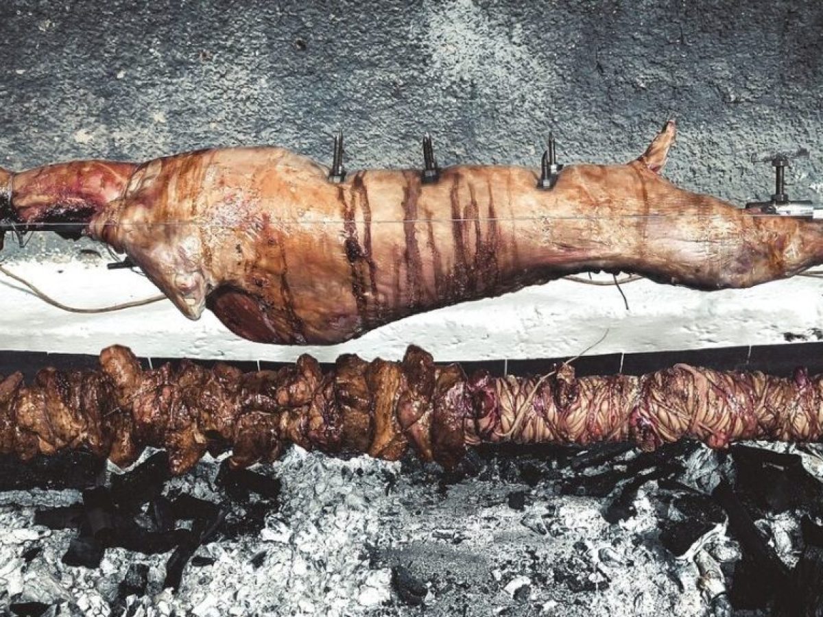 Πήραν… φωτιά οι σούβλες και εντός της Θεσσαλονίκης (VIDEO)