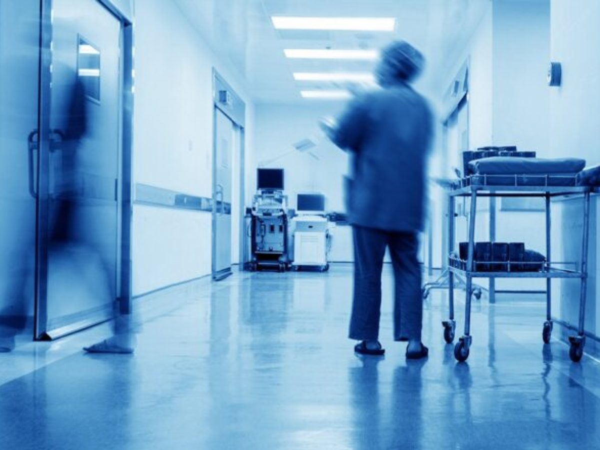 Πύργος: Με εντολή εισαγγελέα αστυνομική φύλαξη στο 10 μηνών βρέφος