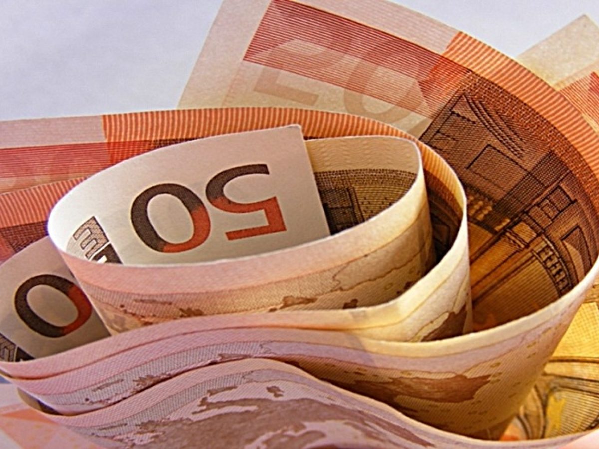 Πληρωμές e-ΕΦΚΑ και ΔΥΠΑ: Πότε μπαίνουν Δώρο Πάσχα, επιδόματα και εφάπαξ στους δικαιούχους