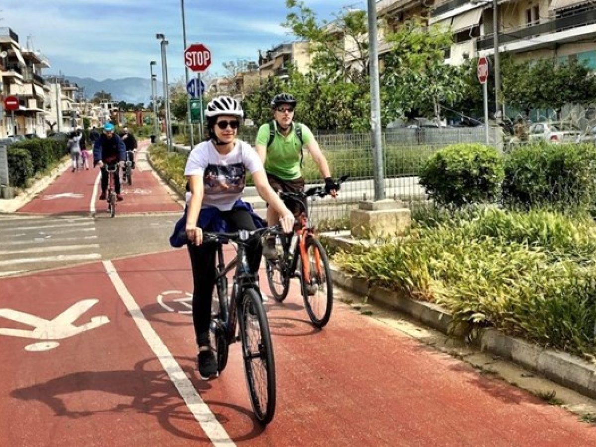 Ποδηλατοπορεία για τα θύματα των Τεμπών – Αναχώρηση από την κεντρική πλατεία Τρικάλων