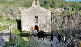 programma-m.-evdomados-ieras-monis-1