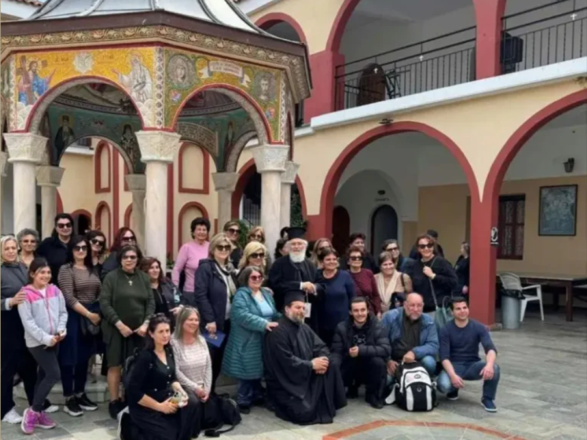 Προσκυνηματική εκδρομή της Ενορίας Αγίου Νικολάου Καλύμνου σε Εύβοια, Μετέωρα και Θεσσαλονίκη με τη συνοδεία του Μητροπολίτη κ. Παϊσίου (video)