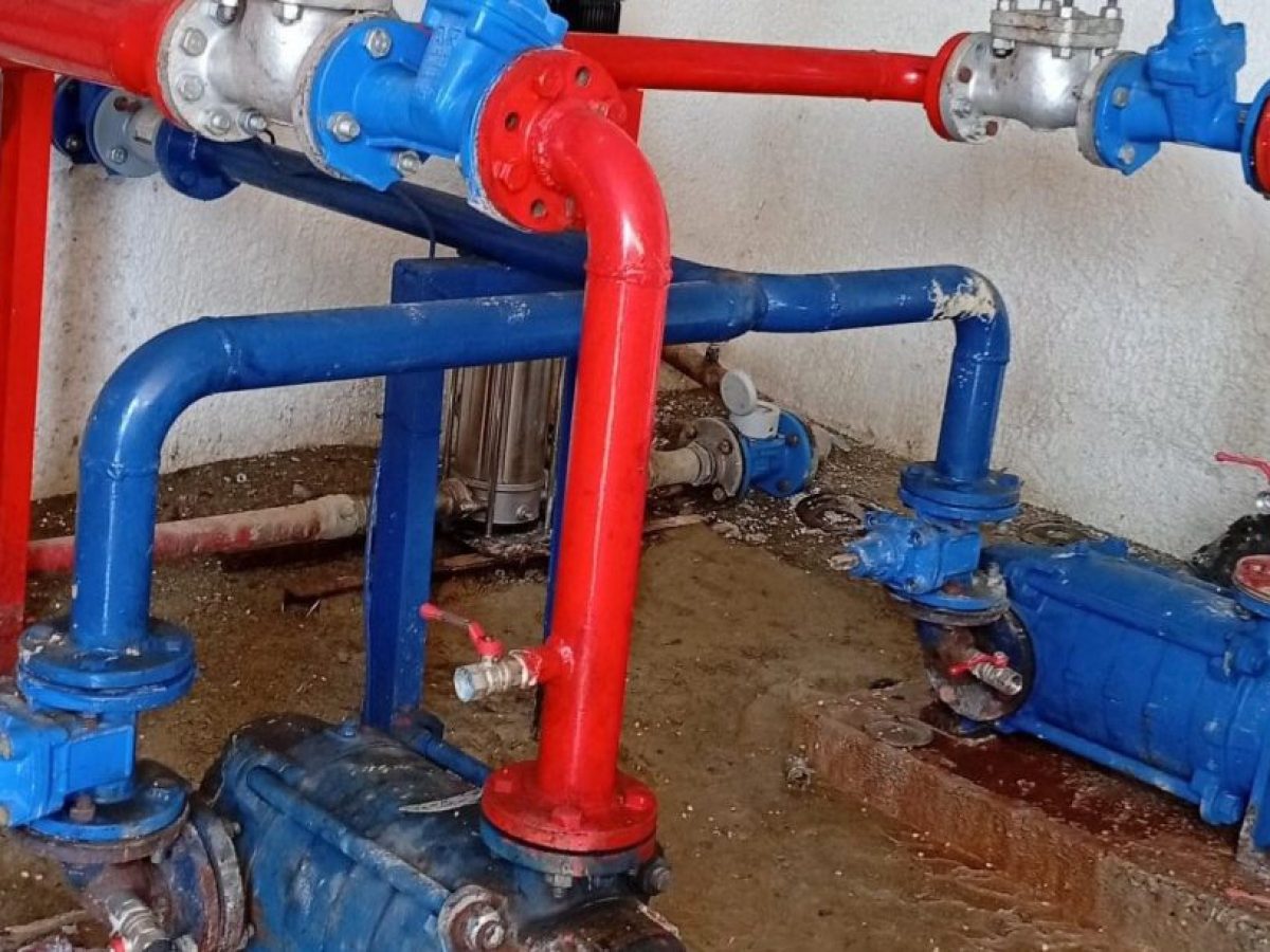 Προσοχή στη Σκύρο: Τι ισχύει για το νερό στο Χωριό μετά τη διαρροή πετρελαίου