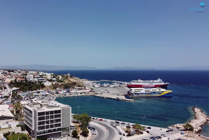 rafina-ipovrichios-katharismos-apo-tin