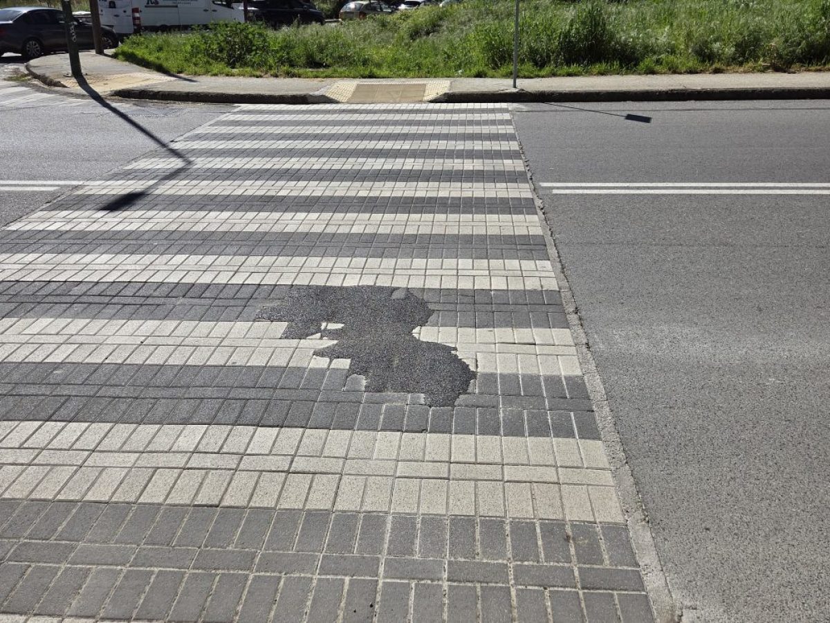 «Ράβε-ξήλωνε» κυβόλιθους  σε βάρος των πολιτών!