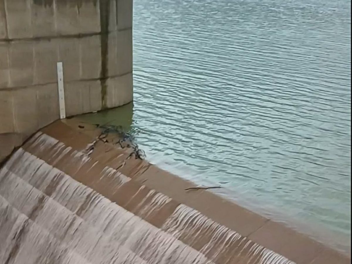 Ρέθυμνο: Υπερχείλισε το Φράγμα Ποταμών Αμαρίου – Στα 22,5 εκατ. κυβικά μέτρα ο ταμιευτήρας