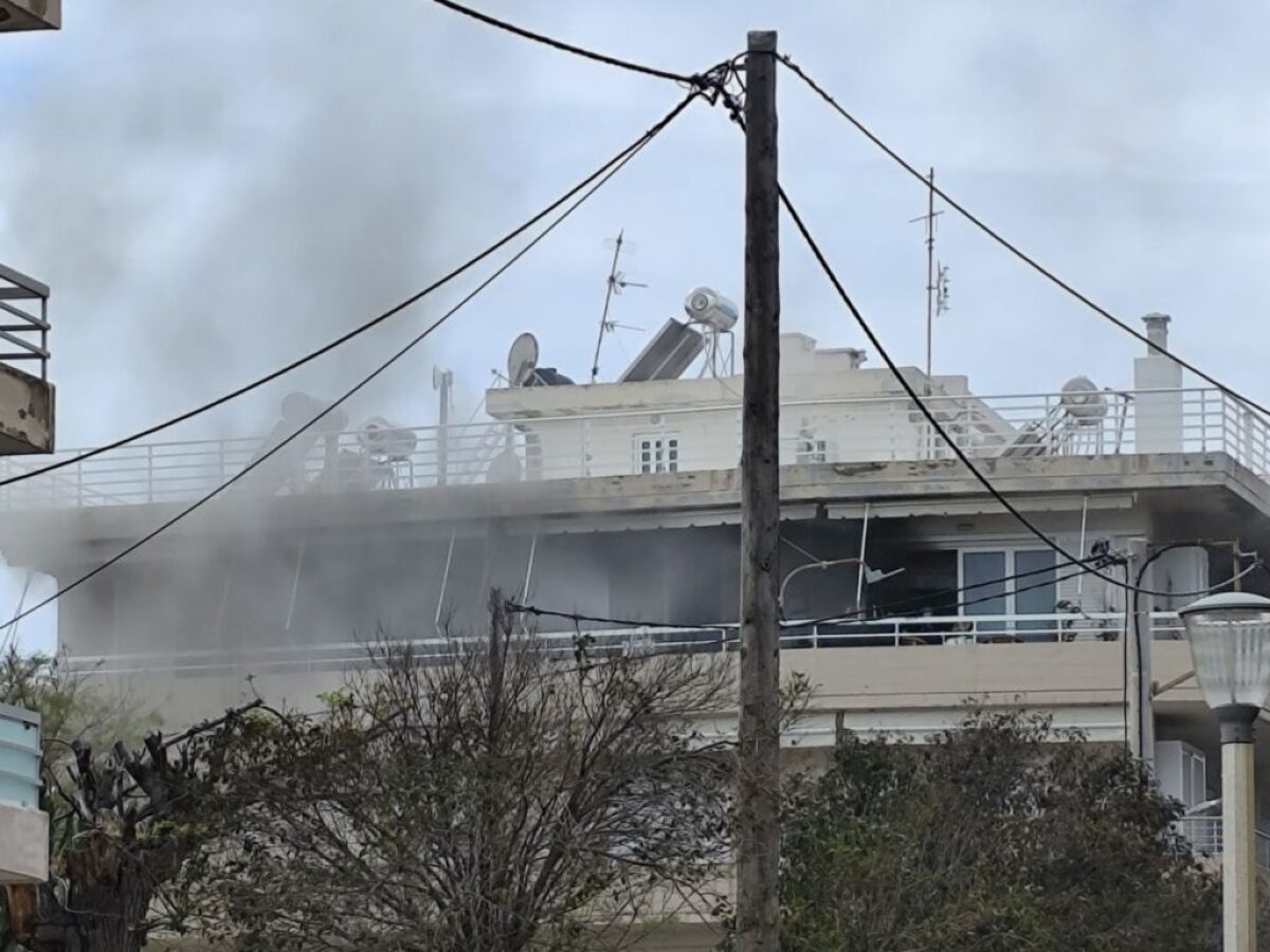 Ρόδος: Συναγερμός για φωτιά σε διαμέρισμα στην οδό Κένεντυ