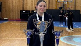 sarose-i-Αnastasia-mathitria-apo