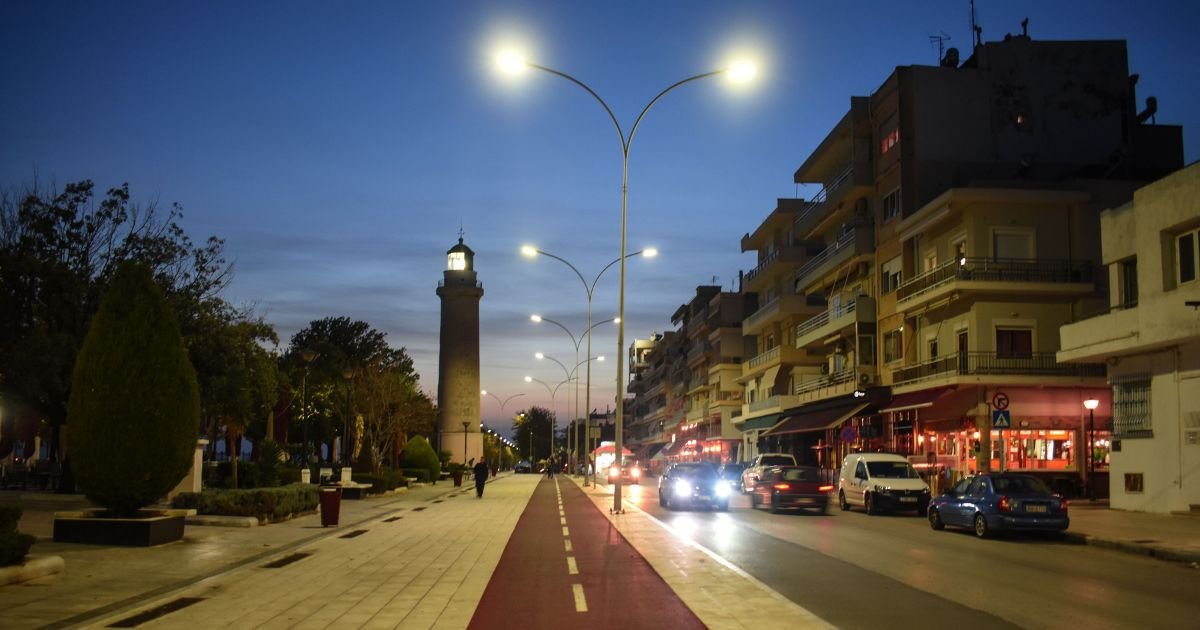 se-epichirisiaki-litourgia-o-faros-1