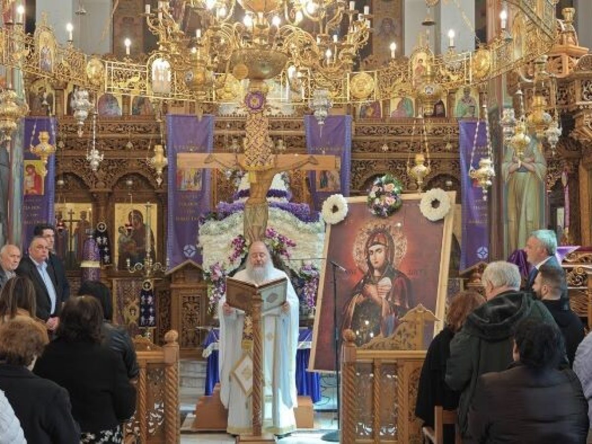 Σε κλίμα κατάνυξης η Αποκαθήλωση στον Ιερό Ναό Αγίου Κωνσταντίνου Συκαμίνου του Δήμου Ωρωπού