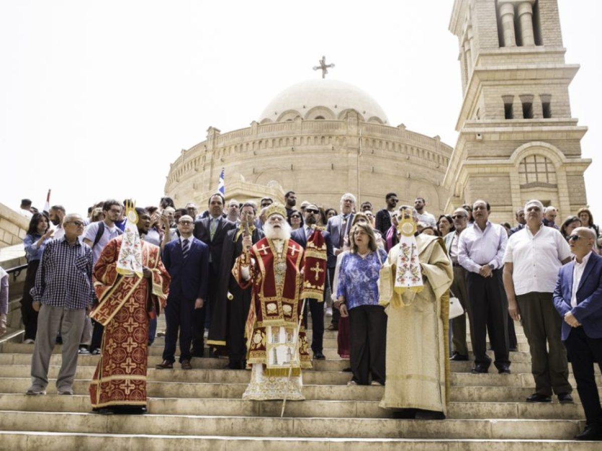 Σε πανηγυρική ατμόσφαιρα ο εορτασμός του Αγίου Γεωργίου στο Παλαιό Κάιρο – Χειροθέτηση του Πρύτανη Δρ Γεράσιμου Σιάσου σε Άρχοντα του Πατριαρχείου