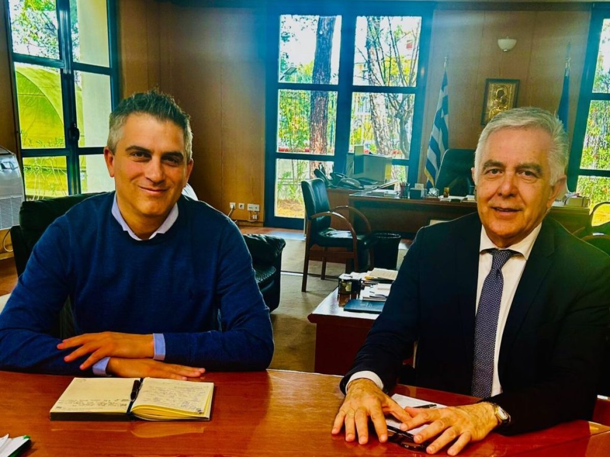 Σε συνάντηση του Βασίλη Υψηλάντη με τον Υπουργό Υποδομών και Μεταφορών Χρήστο Δήμα οι υποδομές στα Δωδεκάνησα – Εντάσσονται νέα σχολεία στη Β’ φάση του προγράμματος «Μαριέττα Γιαννάκου»