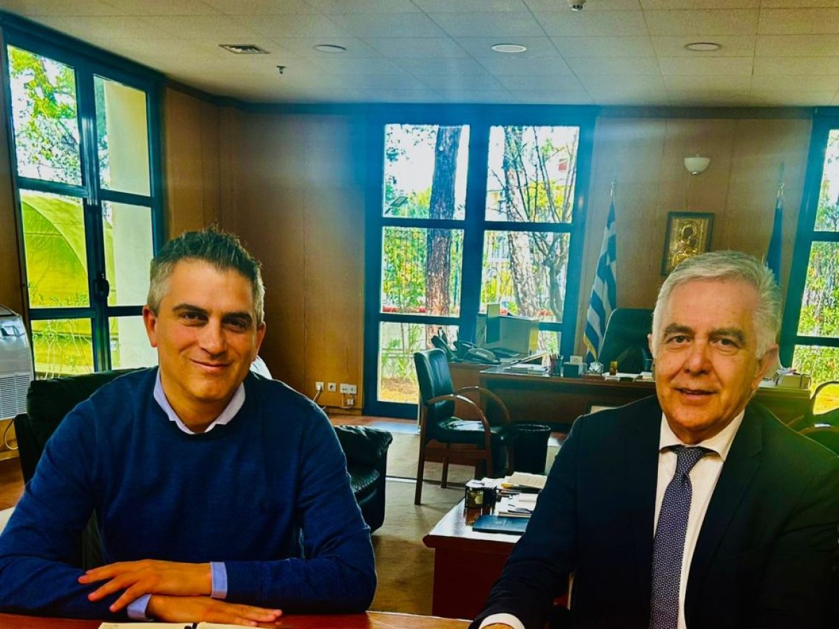 Σε συνάντηση του Βασίλη Υψηλάντη με τον Υπουργό Υποδομών και Μεταφορών Χρήστο Δήμα οι υποδομές στα Δωδεκάνησα – Εντάσσονται νέα σχολεία στη Β’ φάση του προγράμματος «Μαριέττα Γιαννάκου»