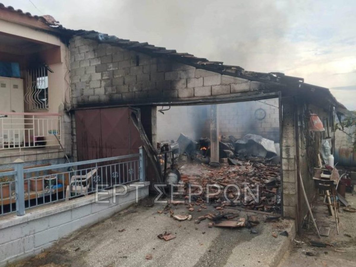 Σέρρες: Καταστράφηκε ολοσχερώς από φωτιά μονοκατοικία στη Βαμβακιά