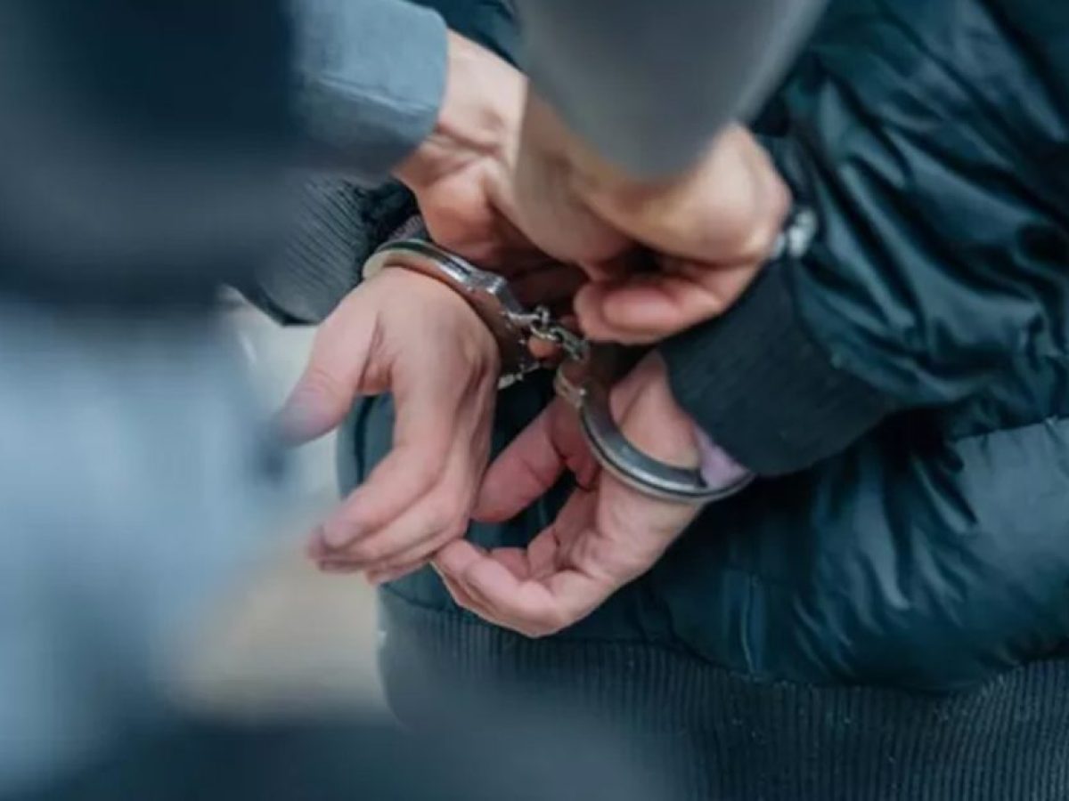 Σύλληψη καταζητούμενου στην Άμφισσα για ποινή κάθειρξης 7 ετών