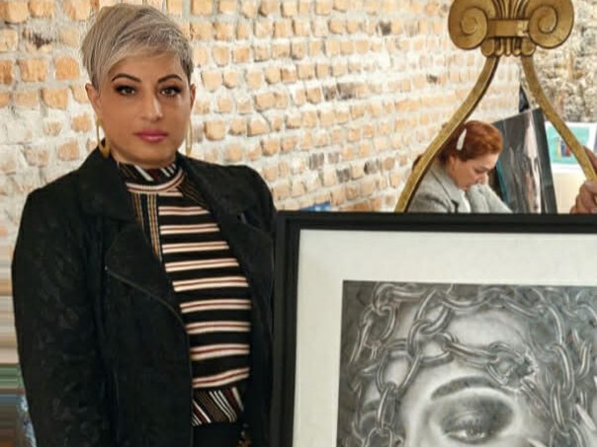 Σημαντική πορεία και διακρίσεις για την εικαστικό Μαρίζα Ντζάλα από το Αγρίνιο