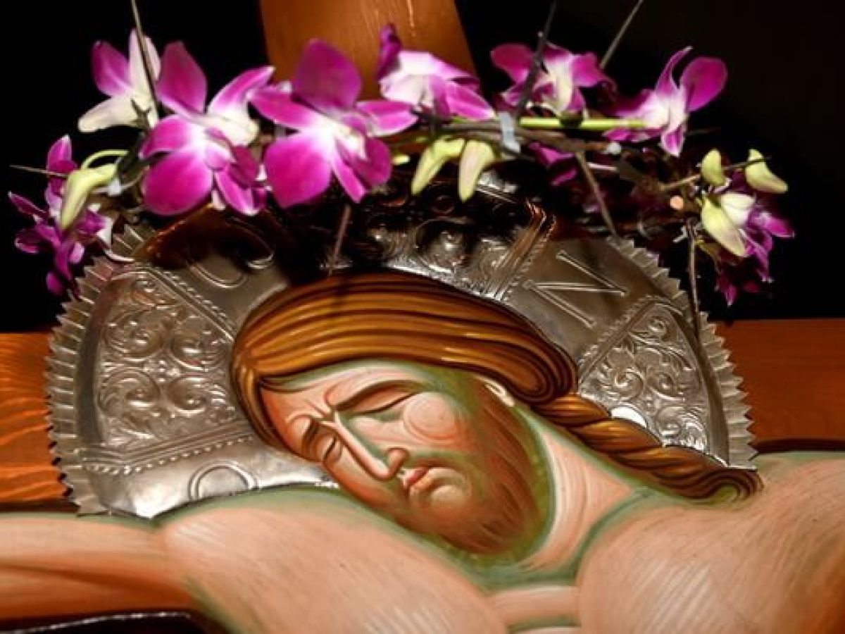 “Σήμερον κρεμαται επί ξύλου” στον Ι.Ν. Εσταυρωμένου Ταύρου (εικόνες)