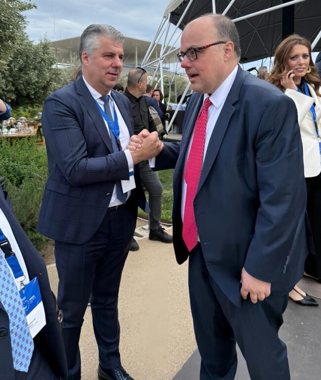 simmetochi-tou-periferiarchi-Αmth-christodoulou