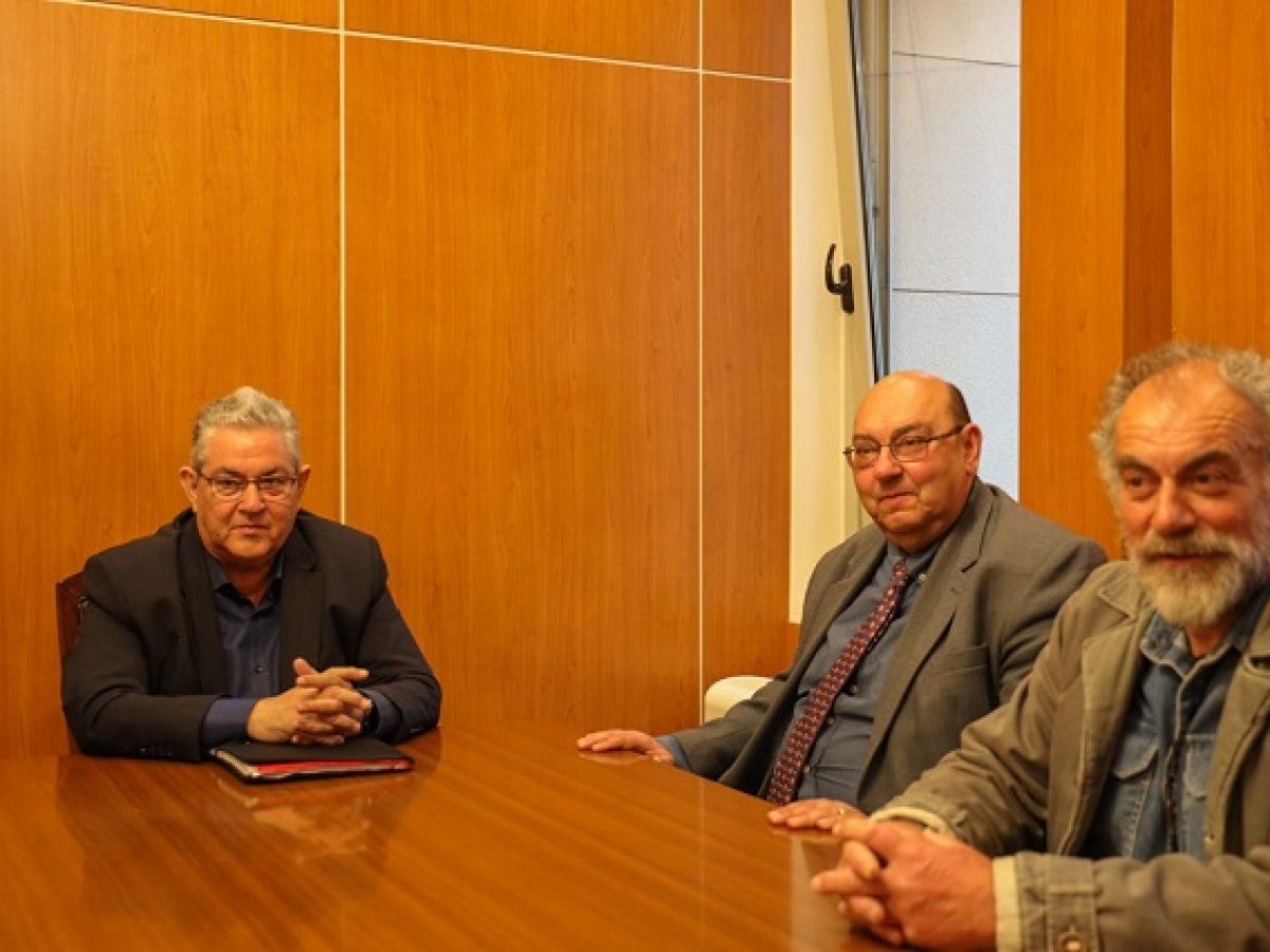 Συνάντηση με τον ΓΓ της ΚΕ του ΚΚΕ Δημήτρη Κουτσούμπα είχε ο Τ.Βέρρος