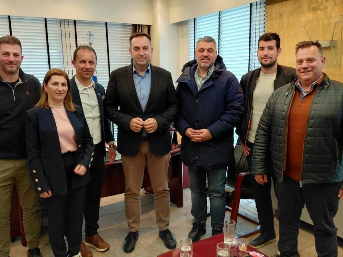 Συνάντηση Μεσιτών Χαλκιδικής με το Επιμελητήριο: Στο επίκεντρο η αναβάθμιση της αγοράς ακινήτων και η αντιμετώπιση της παραμεσιτείας