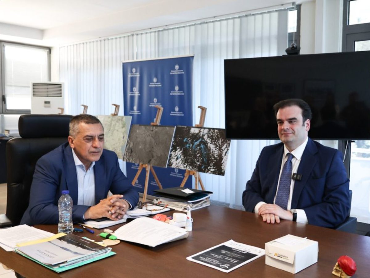 Συνάντηση Πιερρακάκη – Κουρέτα: Στο επίκεντρο τεχνητή νοημοσύνη και αναπτυξιακά έργα